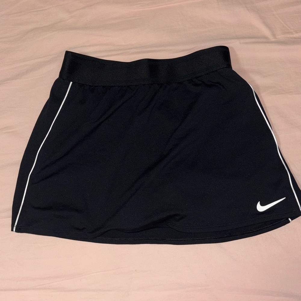 nike mini skirt black
